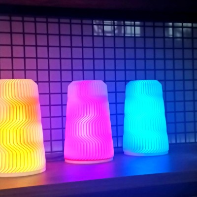 3D GECE LAMBASI RETRO RGB UZAKTAN KUMANDALI 13 FARKLI RENK SEÇENEĞİ 3D GECE LAMBASI RETRO RGB UZAKTAN KUMANDALI 13 FARKLI RENK SEÇENEĞİ