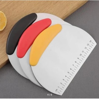 Paslanmaz Çelik Hamur Kesme ve Şekillendirme Spatulası Paslanmaz Çelik Hamur Kesme ve Şekillendirme Spatulası