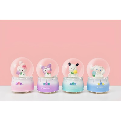 Kuromi Işıklı Kar Küresi 7 Cm Kuromi Işıklı Kar Küresi 7 Cm