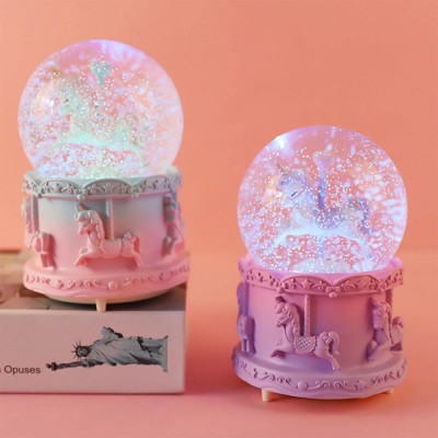 Orta Boy Müzikli Unicorn Kar Küresi Orta Boy Müzikli Unicorn Kar Küresi