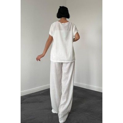 Beyaz T-Shirt Ve Pantolon Takım Beyaz T-Shirt Ve Pantolon Takım