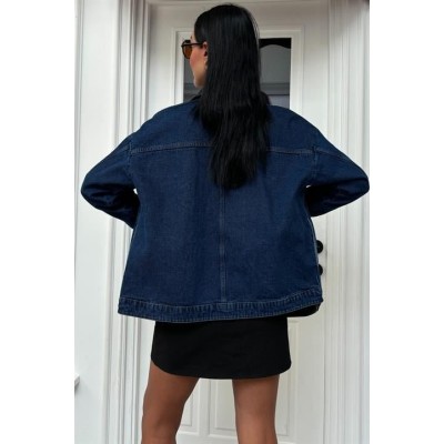 Yaka Siyah Garni Pul Payet Taşlı Oversize Denim Ceket 6125 Yaka Siyah Garni Pul Payet Taşlı Oversize Denim Ceket 6125