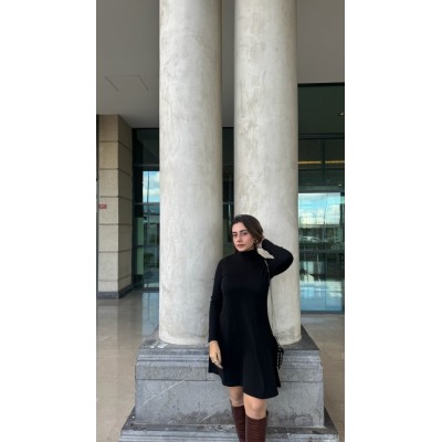 Kadın Uzun Kollu Balıkçı Yaka Salaş Kusa Akrilik Elbise Kadın Uzun Kollu Balıkçı Yaka Salaş Kusa Akrilik Elbise