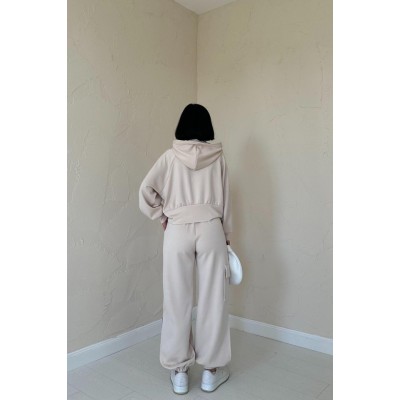 Bej Kapüşonlu Sweatshirt Ve Kargo Pantolon Takım Bej Kapüşonlu Sweatshirt Ve Kargo Pantolon Takım