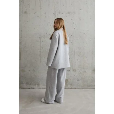 Gri 3-İplik Comfort Ceket Ve Pantolon Takım Gri 3-İplik Comfort Ceket Ve Pantolon Takım