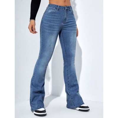 Kadın Yüksek Bel Cepli İspanyol Paçalı Kot Jeans Pantolon Kadın Yüksek Bel Cepli İspanyol Paçalı Kot Jeans Pantolon