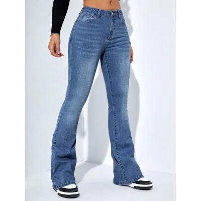 Kadın Yüksek Bel Cepli İspanyol Paçalı Kot Jeans Pantolon Kadın Yüksek Bel Cepli İspanyol Paçalı Kot Jeans Pantolon