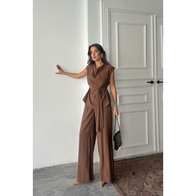 TENCEL MODAL KOLSUZ BLUZ KAPALI CEP DETAYLI DÖKÜMLÜ - PANTOLON TAKIM - Kahverengi TENCEL MODAL KOLSUZ BLUZ KAPALI CEP DETAYLI DÖKÜMLÜ - PANTOLON TAKIM - Kahverengi