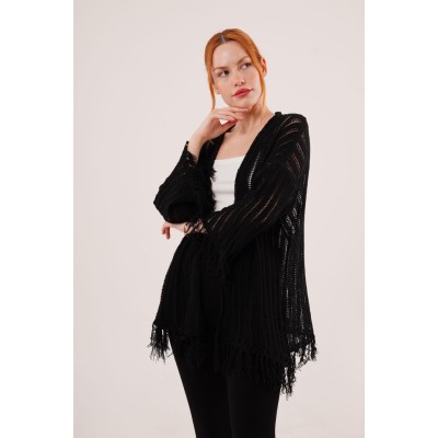 Püskül Detaylı Delikli Model Siyah Hırka Püskül Detaylı Delikli Model Siyah Hırka
