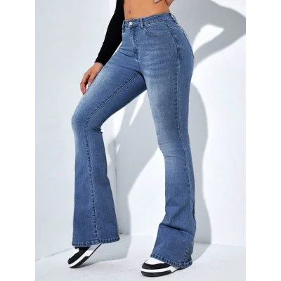 Kadın Yüksek Bel Cepli İspanyol Paçalı Kot Jeans Pantolon Kadın Yüksek Bel Cepli İspanyol Paçalı Kot Jeans Pantolon