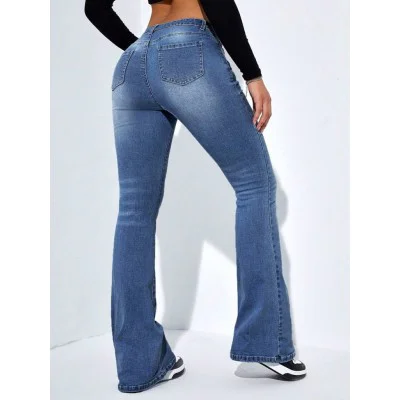 Kadın Yüksek Bel Cepli İspanyol Paçalı Kot Jeans Pantolon Kadın Yüksek Bel Cepli İspanyol Paçalı Kot Jeans Pantolon