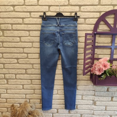 Yüksek Bel Likralı Jean Pantolon 90 Cm Yüksek Bel Likralı Jean Pantolon 90 Cm