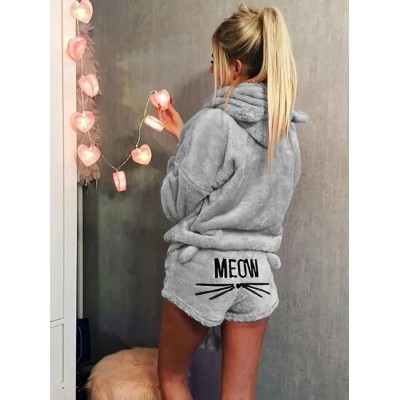 Kadın Uzun Kollu Meow Kedi Nakışlı Kapşonlu Peluş Sweat Ve Short Ikili Takım Kadın Uzun Kollu Meow Kedi Nakışlı Kapşonlu Peluş Sweat Ve Short Ikili Takım