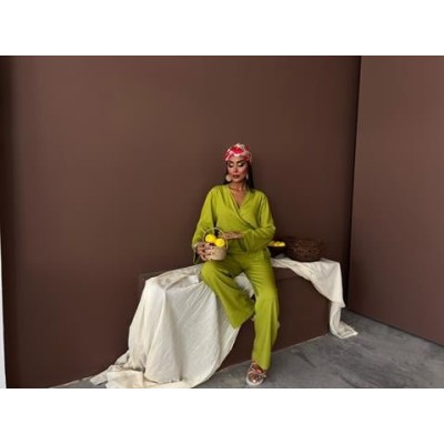 Kruvaze Model Klasik Pantolonlu Çupra Keten Takım 10191 Kruvaze Model Klasik Pantolonlu Çupra Keten Takım 10191
