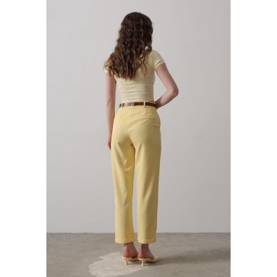 Kemerli Havuç Pantolon - Sarı Kemerli Havuç Pantolon - Sarı