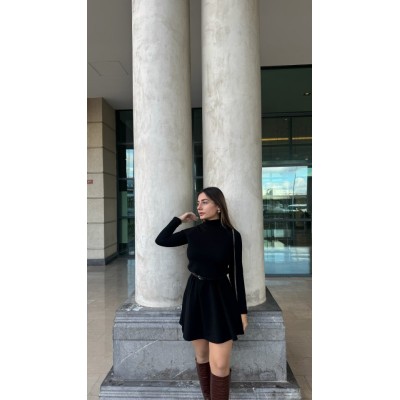 Kadın Uzun Kollu Balıkçı Yaka Salaş Kusa Akrilik Elbise Kadın Uzun Kollu Balıkçı Yaka Salaş Kusa Akrilik Elbise