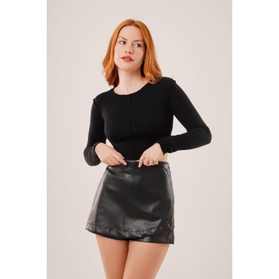 Ters Dikişli Basic Siyah Body Bluz Ters Dikişli Basic Siyah Body Bluz