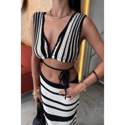 Çizgili Bikini Üst Ve Etek Triko Takım 10110 Çizgili Bikini Üst Ve Etek Triko Takım 10110