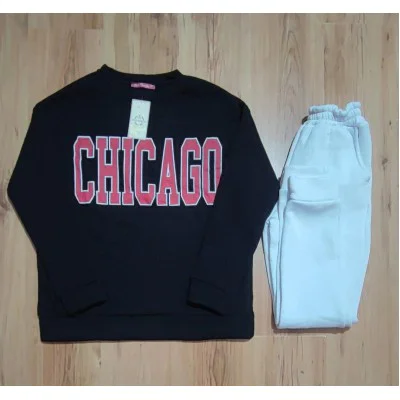 Kadın İçi Polarlı Üç İplik Kumaş Chicago Baskılı İkili Takım Kadın İçi Polarlı Üç İplik Kumaş Chicago Baskılı İkili Takım