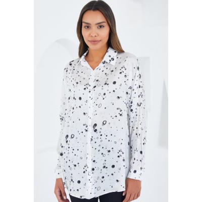 Siyah Beyaz Desenli Oversize Saten Gömlek 3985 Siyah Beyaz Desenli Oversize Saten Gömlek 3985