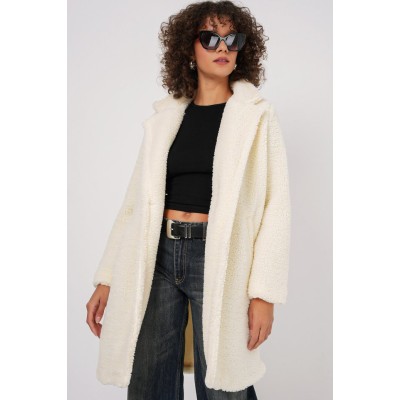 9148 Oversize Peluş Kaban - Ekru 9148 Oversize Peluş Kaban - Ekru