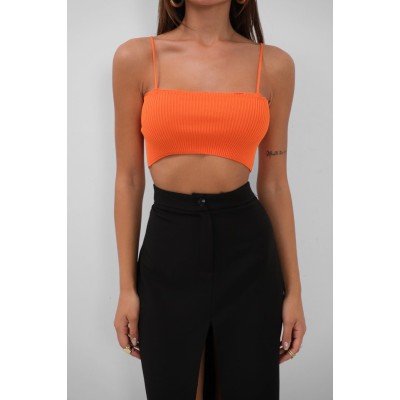 İnce Askılı Crop Top İnce Askılı Crop Top