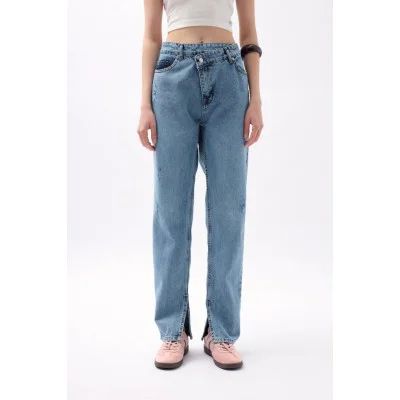 Asimetrik Bel Paça Yırtmaçlı Jean Asimetrik Bel Paça Yırtmaçlı Jean