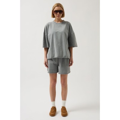 Oversize Lazer Kesim Bisiklet Yaka T-Shirt Oversize Lazer Kesim Bisiklet Yaka T-Shirt