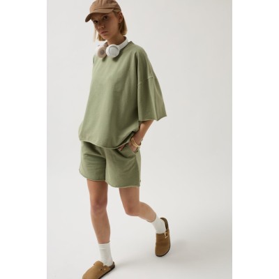 Oversize Lazer Kesim Bisiklet Yaka T-Shirt Oversize Lazer Kesim Bisiklet Yaka T-Shirt