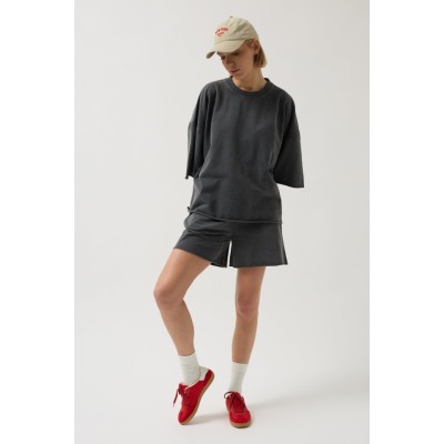 Oversize Lazer Kesim Bisiklet Yaka T-Shirt Oversize Lazer Kesim Bisiklet Yaka T-Shirt