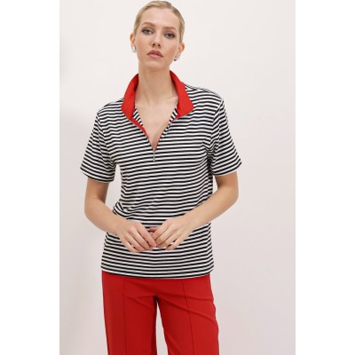 Kırmızı Polo Yaka Fermuarlı Çizgili Tişört 0497 Kırmızı Polo Yaka Fermuarlı Çizgili Tişört 0497