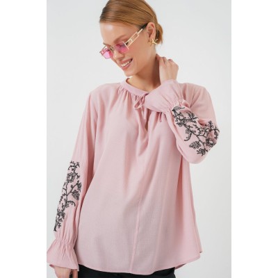 Nakışlı Örme Bluz 941 - Pudra Nakışlı Örme Bluz 941 - Pudra