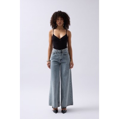 Önü Büzgülü Askılı Bodysuit Önü Büzgülü Askılı Bodysuit