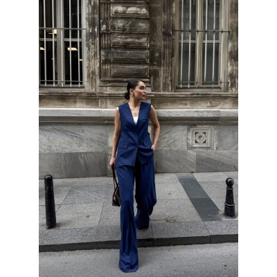 Poly Viscose Arkasi Düğme Ve Kemer Detayli Yelek Pantolon Takim Poly Viscose Arkasi Düğme Ve Kemer Detayli Yelek Pantolon Takim