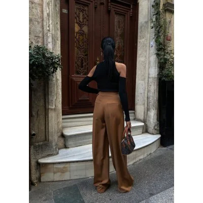 Üç Düğme Detayli Palazzo Pantolon Üç Düğme Detayli Palazzo Pantolon