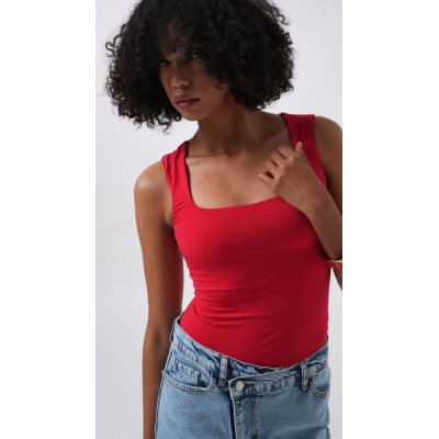 Kare Yaka Kalın Askılı Bodysuit Kare Yaka Kalın Askılı Bodysuit