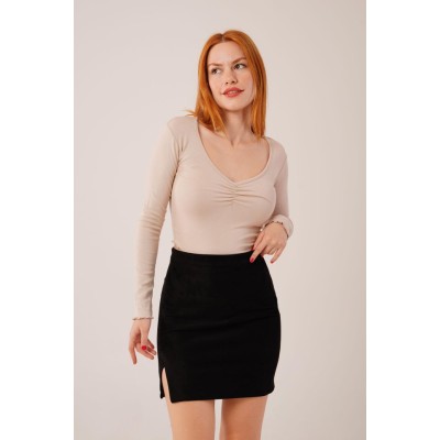 Geniş Yaka Krem Basic Body Bluz Geniş Yaka Krem Basic Body Bluz