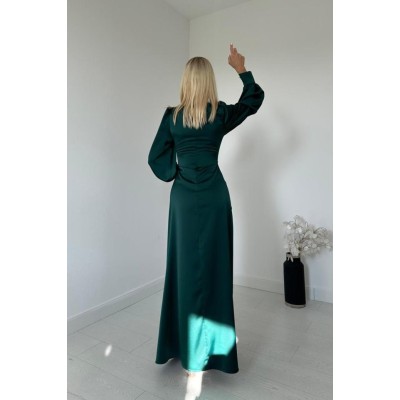 Zümrüt Yanı Büzgülü Yırtmaçlı Saten Elbise Zümrüt Yanı Büzgülü Yırtmaçlı Saten Elbise