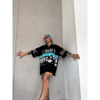 Unisex Baskılı Yarım Fermuarlı T-Shirt - Siyah Unisex Baskılı Yarım Fermuarlı T-Shirt - Siyah