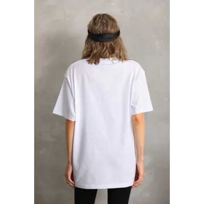 Unisex Taş Desenli Oversize T-Shirt - Beyaz Unisex Taş Desenli Oversize T-Shirt - Beyaz
