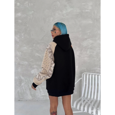 Üç İplik Penye Kapşonlu Parçalı SweatShirt - Siyah Üç İplik Penye Kapşonlu Parçalı SweatShirt - Siyah