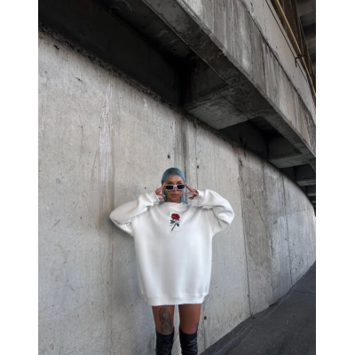 Oversize Üç İplik Bisiklet Yaka Baskılı SweatShirt - Beyaz Oversize Üç İplik Bisiklet Yaka Baskılı SweatShirt - Beyaz