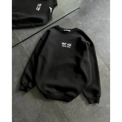 Bisiklet Yaka Üç İplik Baskılı Oversize SweatShirt - Siyah Bisiklet Yaka Üç İplik Baskılı Oversize SweatShirt - Siyah