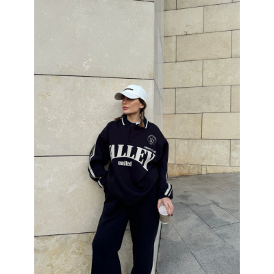 Üç İplik Yakalı Sweat Baggy Pantalonlu Takım - Siyah Üç İplik Yakalı Sweat Baggy Pantalonlu Takım - Siyah