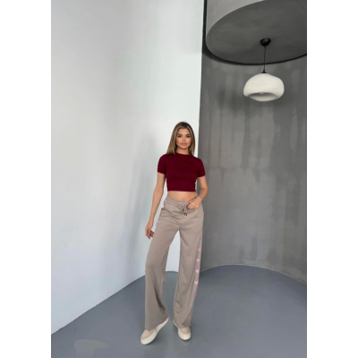 Osy Modal Yumuşak Dokulu Kumaş Nakış Işlemeli Rahat Bol Paça Eşofman Pantalon - Bej Osy Modal Yumuşak Dokulu Kumaş Nakış Işlemeli Rahat Bol Paça Eşofman Pantalon - Bej