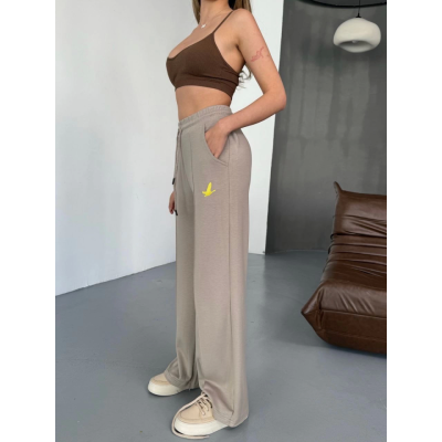 Osy Modal Yumuşak Dokulu Kumaş Nakış Işlemeli Rahat Bol Paça Eşofman Pantalon - Bej Osy Modal Yumuşak Dokulu Kumaş Nakış Işlemeli Rahat Bol Paça Eşofman Pantalon - Bej