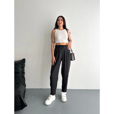 Yüksel Bel Rahat Paça Pantalon - Siyah Yüksel Bel Rahat Paça Pantalon - Siyah