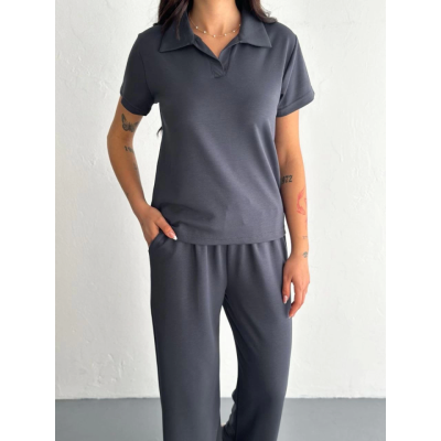 Osy Modal Yumuşak Dokulu Kumaş Kısa Kollu Yakalı T-shirt Pantalon Ikili Takım- Antrasit Osy Modal Yumuşak Dokulu Kumaş Kısa Kollu Yakalı T-shirt Pantalon Ikili Takım- Antrasit