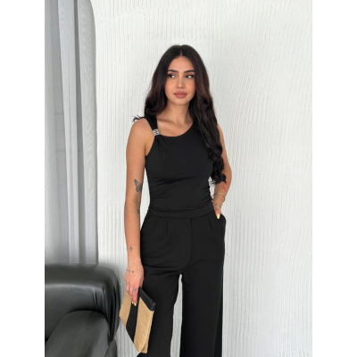 Osy Modal Yumuşak Dokulu Kumaş Bisiklet Yaka Sıfır Kol Bluz Omuz Toka Aksesuar Detaylı - Siyah Osy Modal Yumuşak Dokulu Kumaş Bisiklet Yaka Sıfır Kol Bluz Omuz Toka Aksesuar Detaylı - Siyah